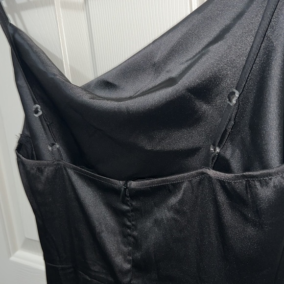 Black Silk Dress - Picture 5 of 6